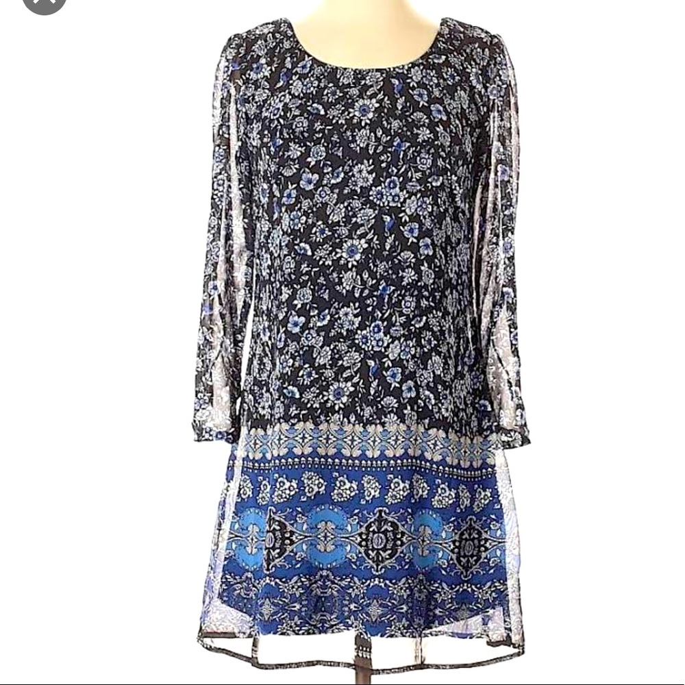 *NEW* blue floral 👗